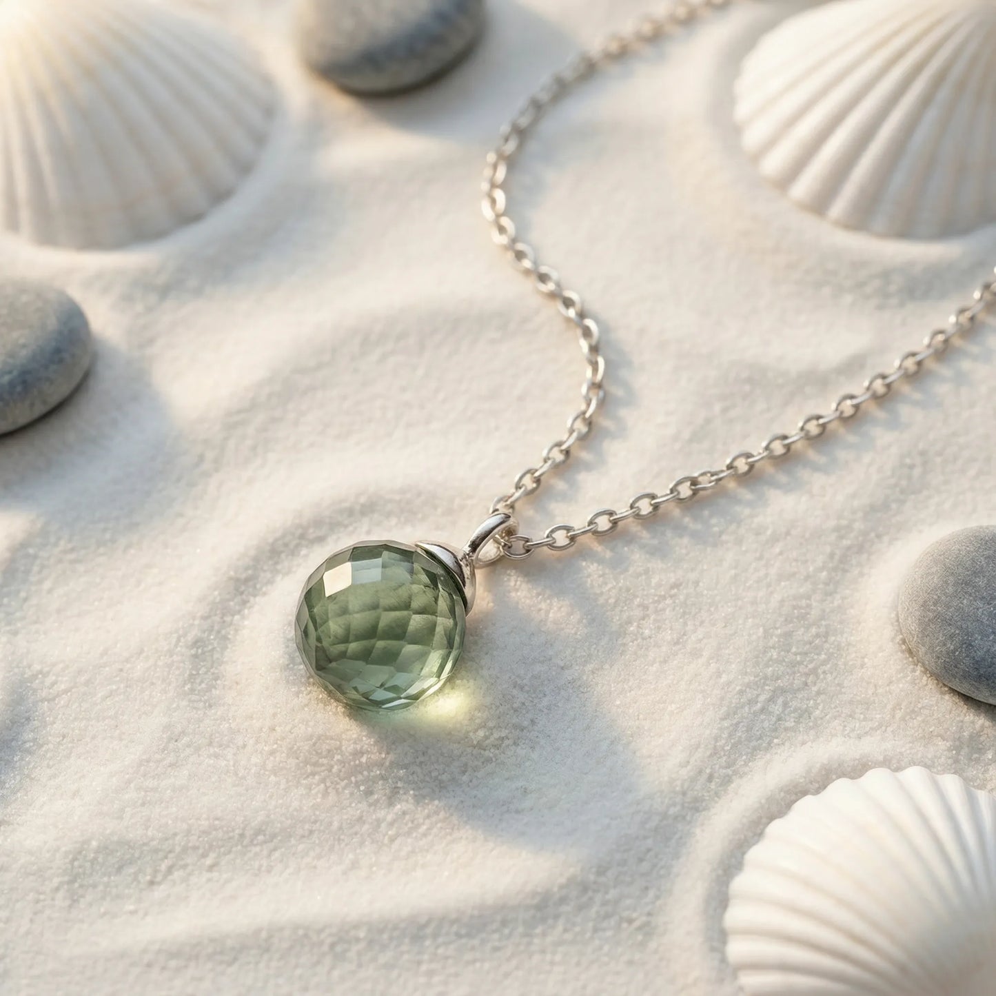 Collier aventurine verte boule en argent rhodié 925 - zoom