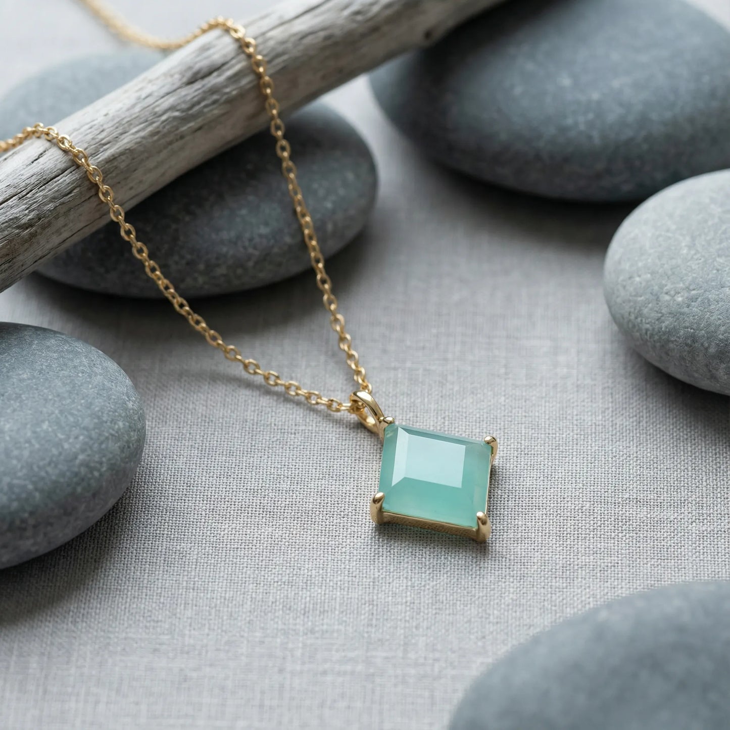 Collier amazonite carrée en argent doré 925 - zoom