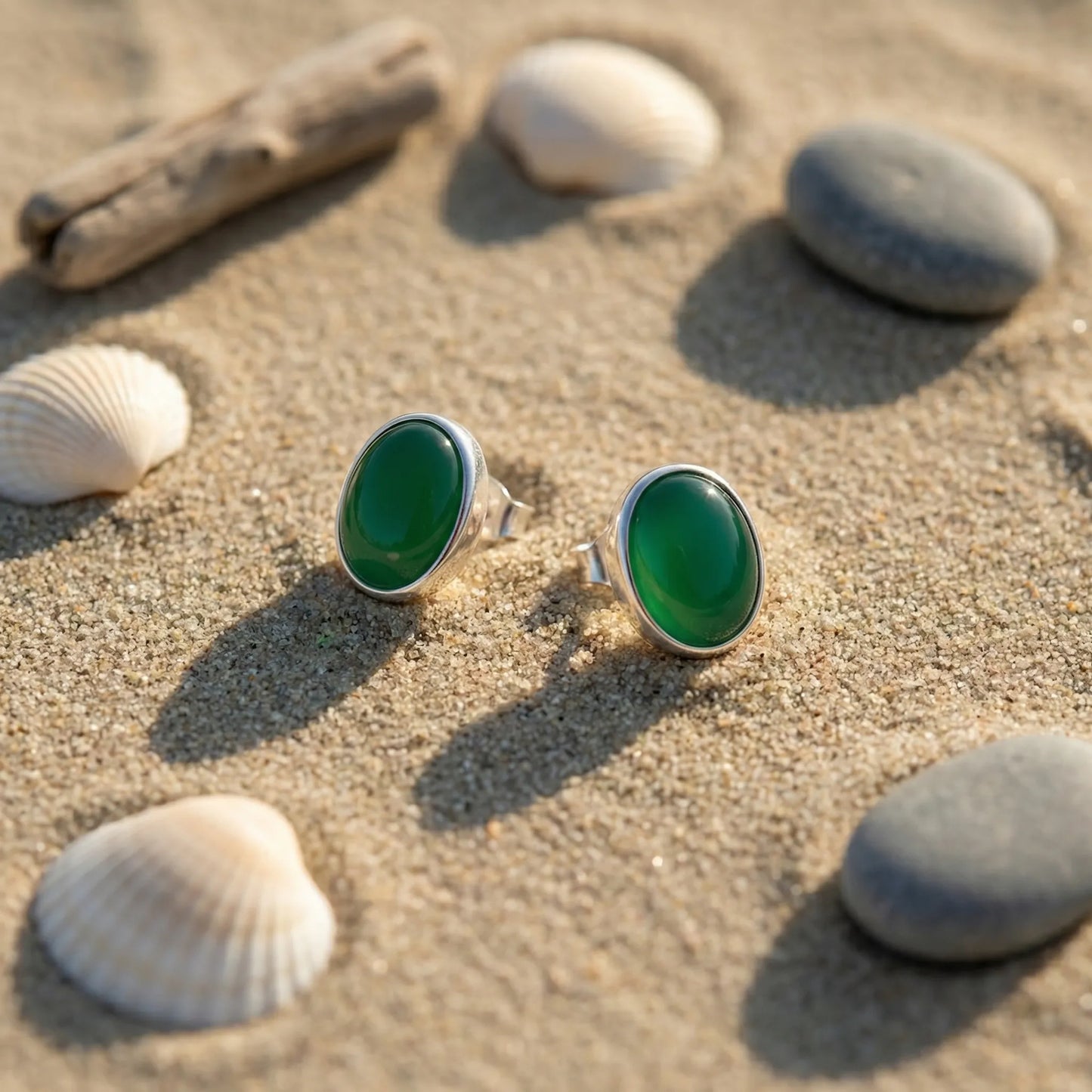 Boucles d'oreilles agate verte puces en argent rhodié 925 - zoom