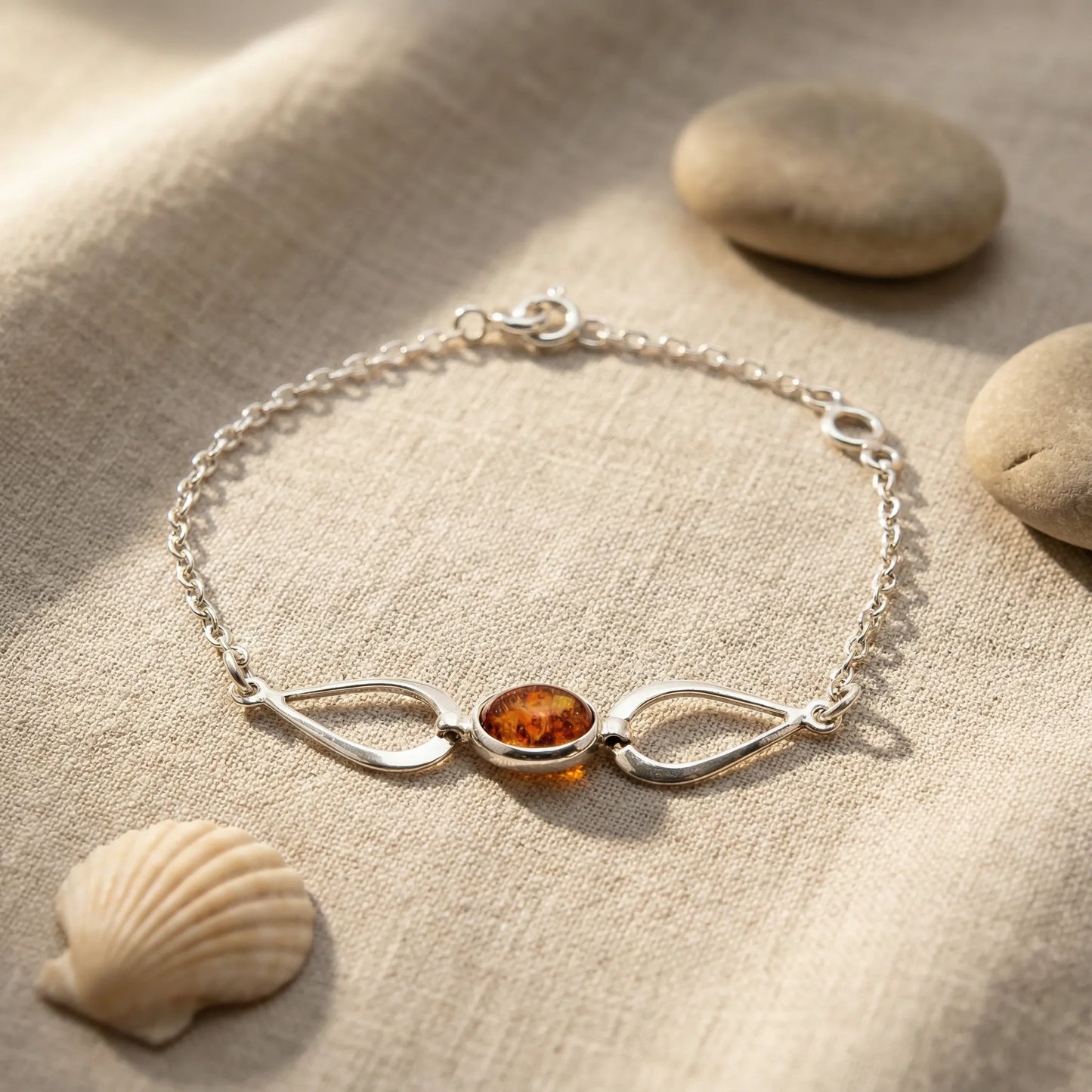 Bracelet ambre cognac ovale argent rhodié 925 modèle 02AR - zoom