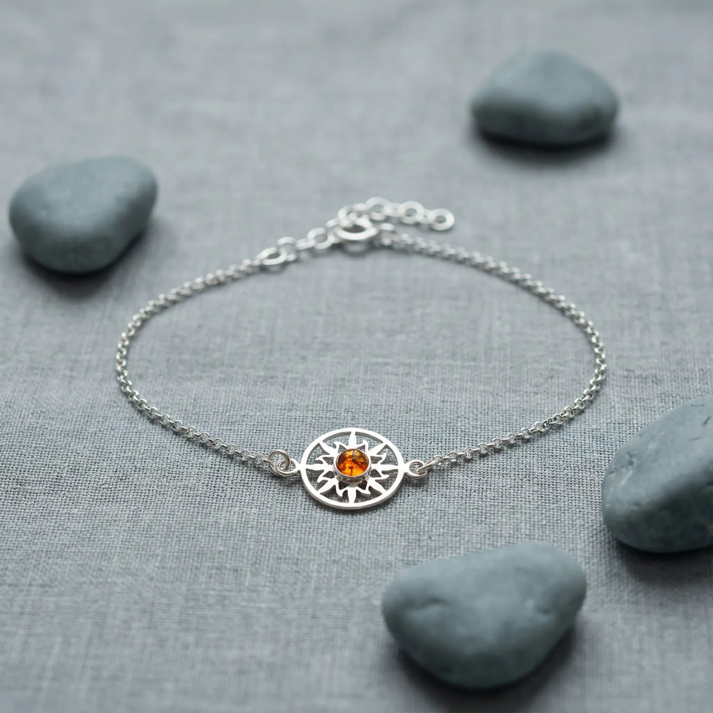 Bracelet soleil ambre cognac en argent rhodié 925 modèle - zoom