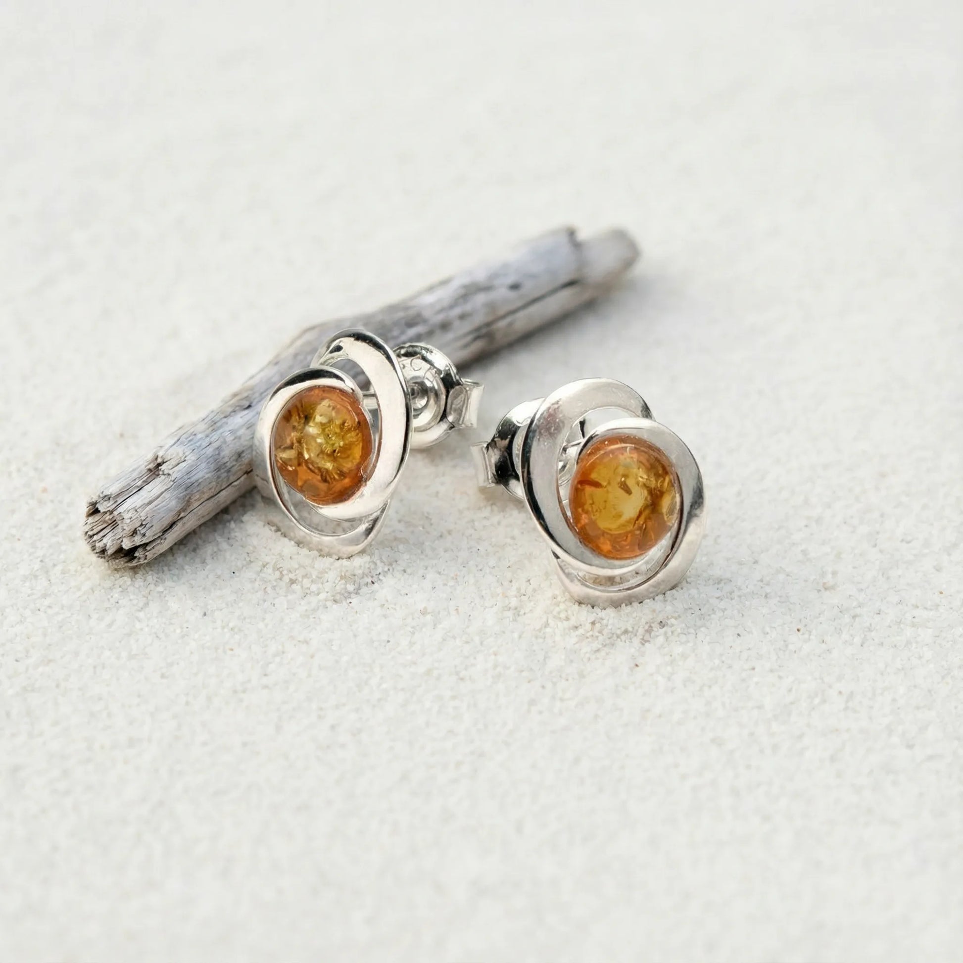 Clous ambre cognac rond argent rhodié 925 modèle 7-3R - zoom