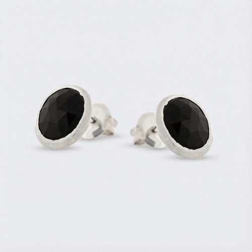 Boucles d'oreilles onyx noir naturel ovale en argent rhodié 925