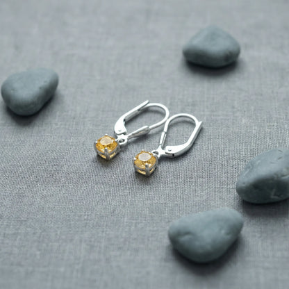Boucles d'oreilles quartz jaune ronde en argent rhodié 925 - zoom