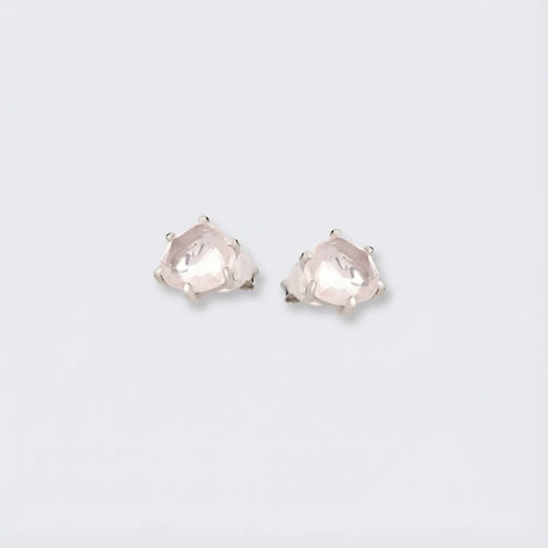 Clous d'oreilles coeur quartz rose naturel en argent rhodié 925