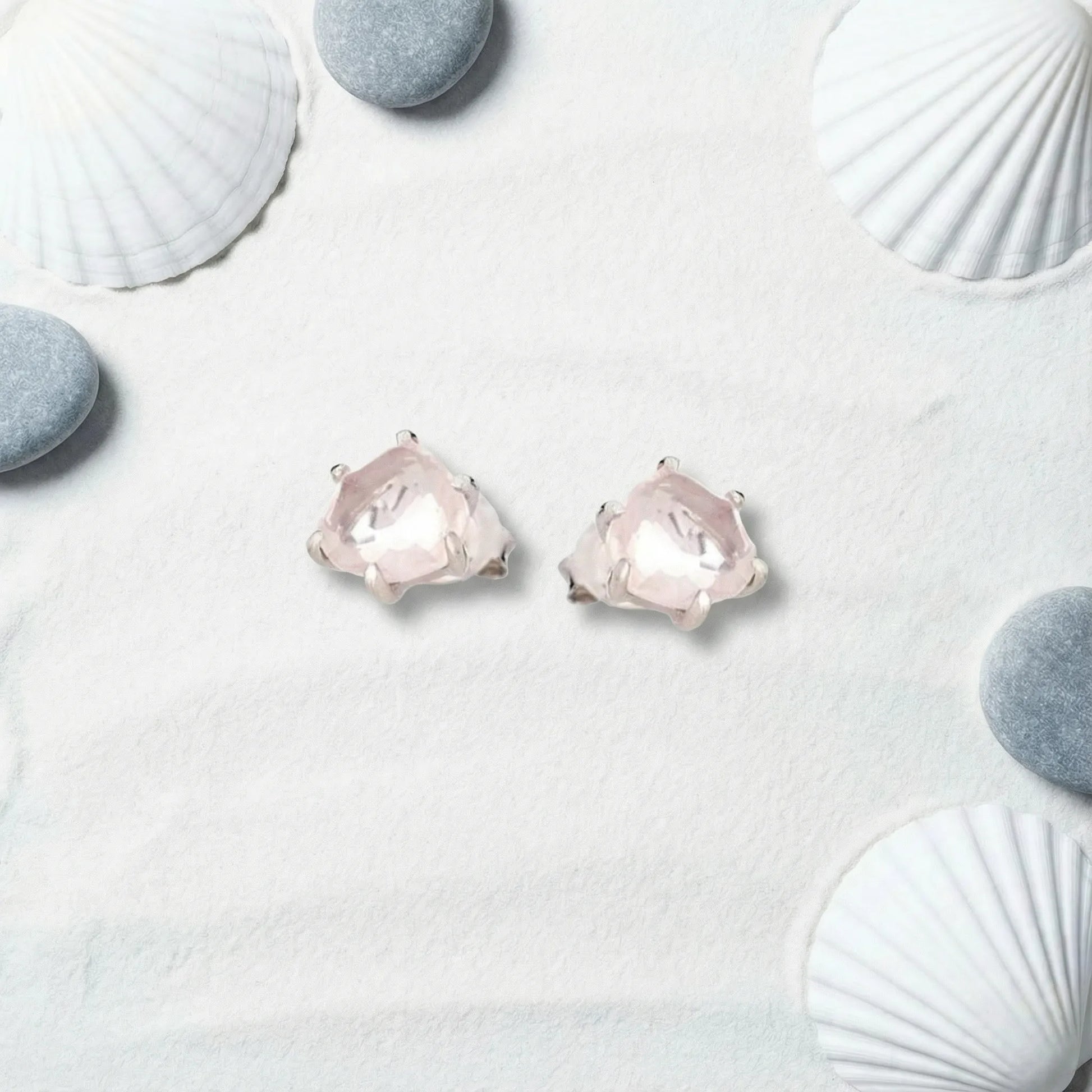 Boucles d'oreilles cœur quartz rose en argent rhodié 925 - zoom