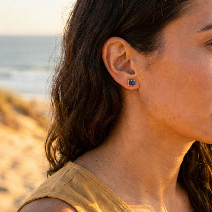 Puces d'oreilles lapis-lazuli carré en argent doré 925 - porte