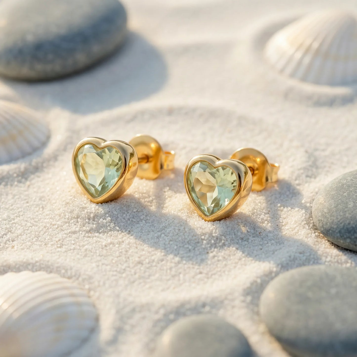 Boucles d'oreilles cœur préhnite verte en argent doré 925 - zoom