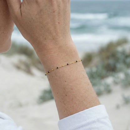 Bracelet spinelle noir ajustable en argent doré 925 - vue detail