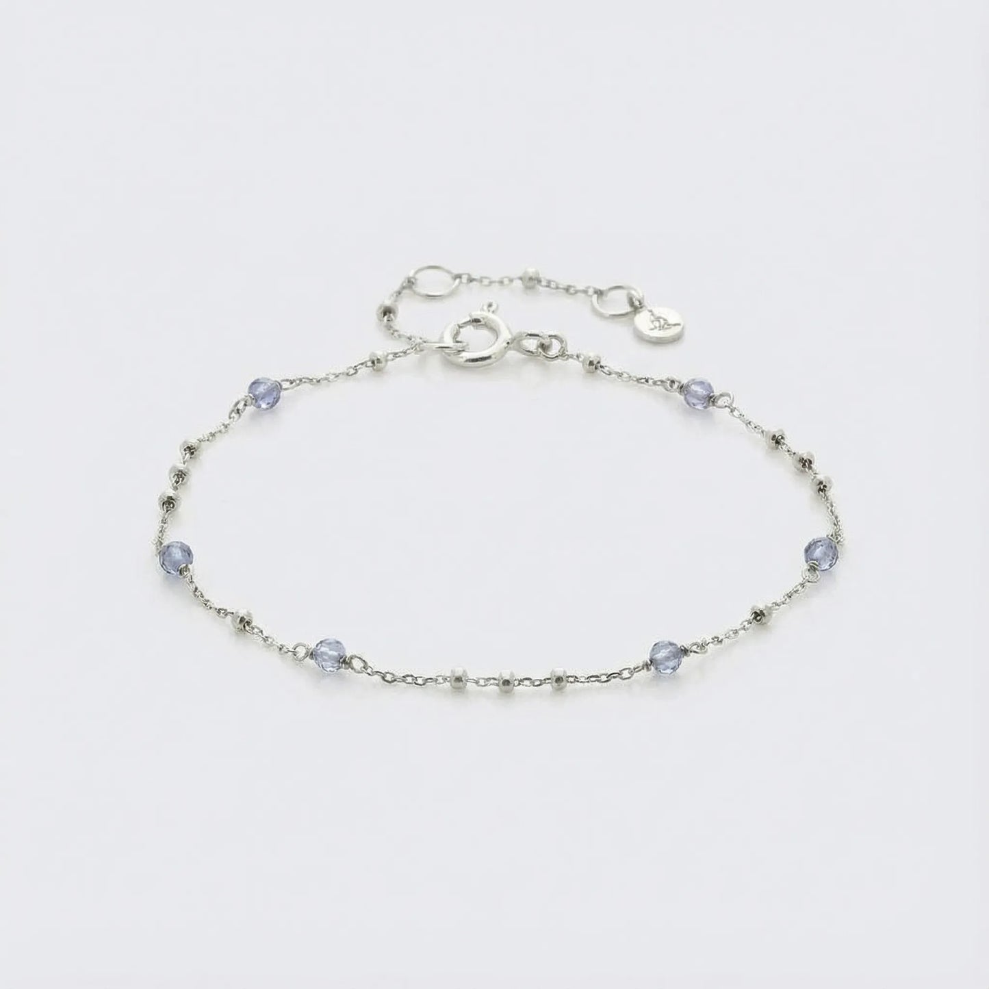 Bracelet iolite bleue ajustable en argent rhodié 925