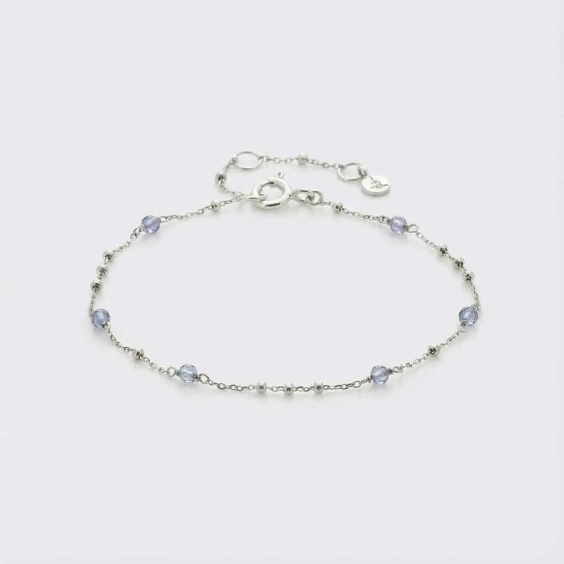 Bracelet iolite bleue ajustable en argent rhodié 925
