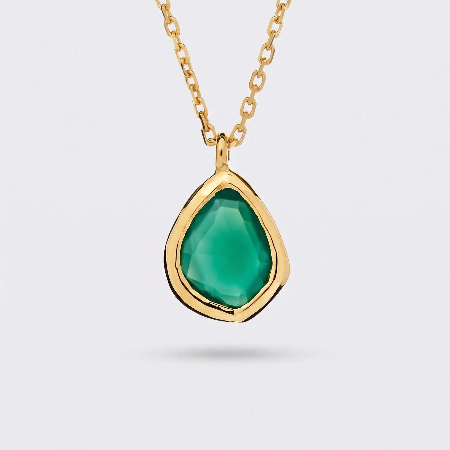 Collier onyx vert irrégulier en argent doré 925