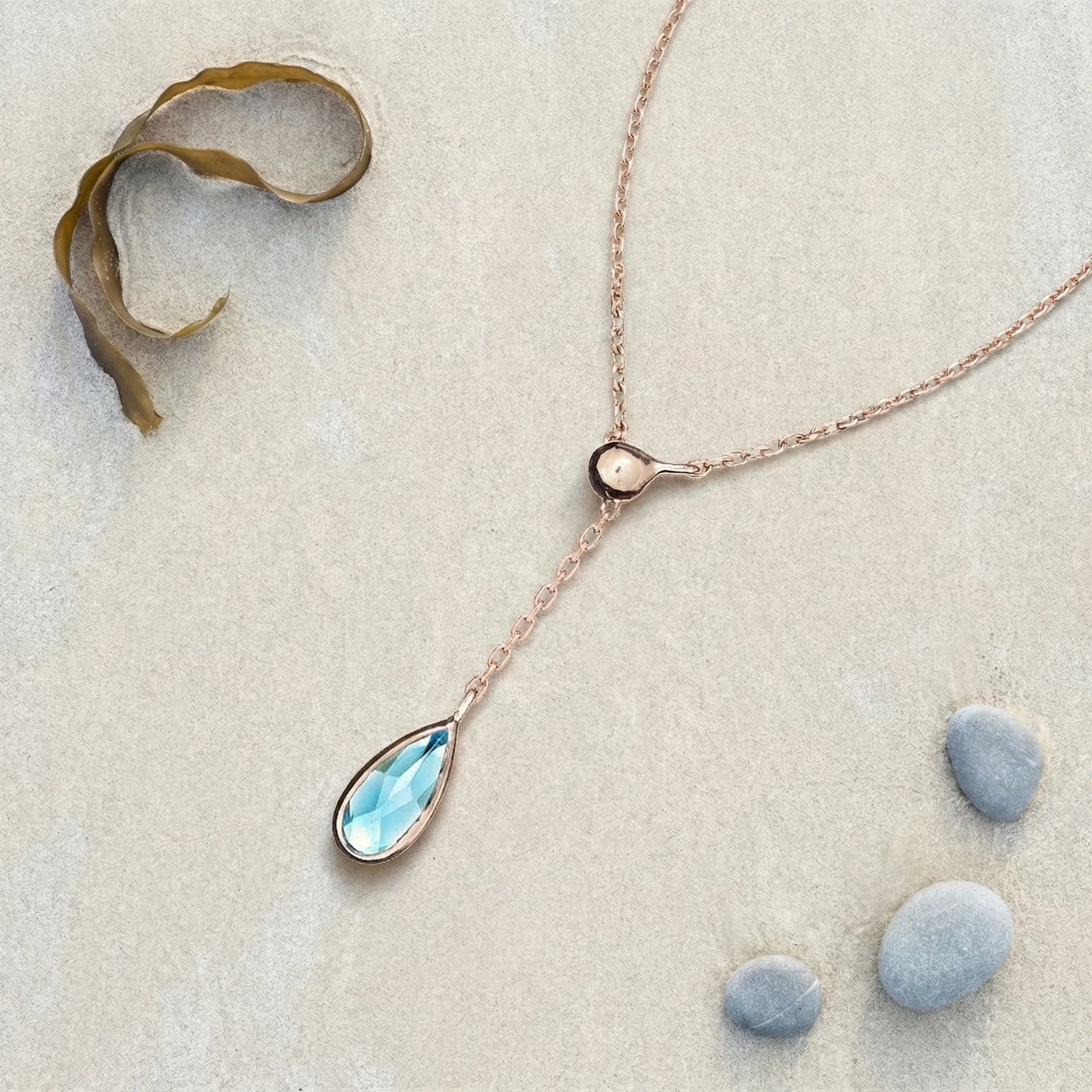 Collier calcédoine bleue goutte en argent rhodié 925 - zoom