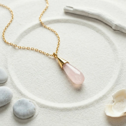 Collier quartz rose glaçon en argent doré 925 - zoom