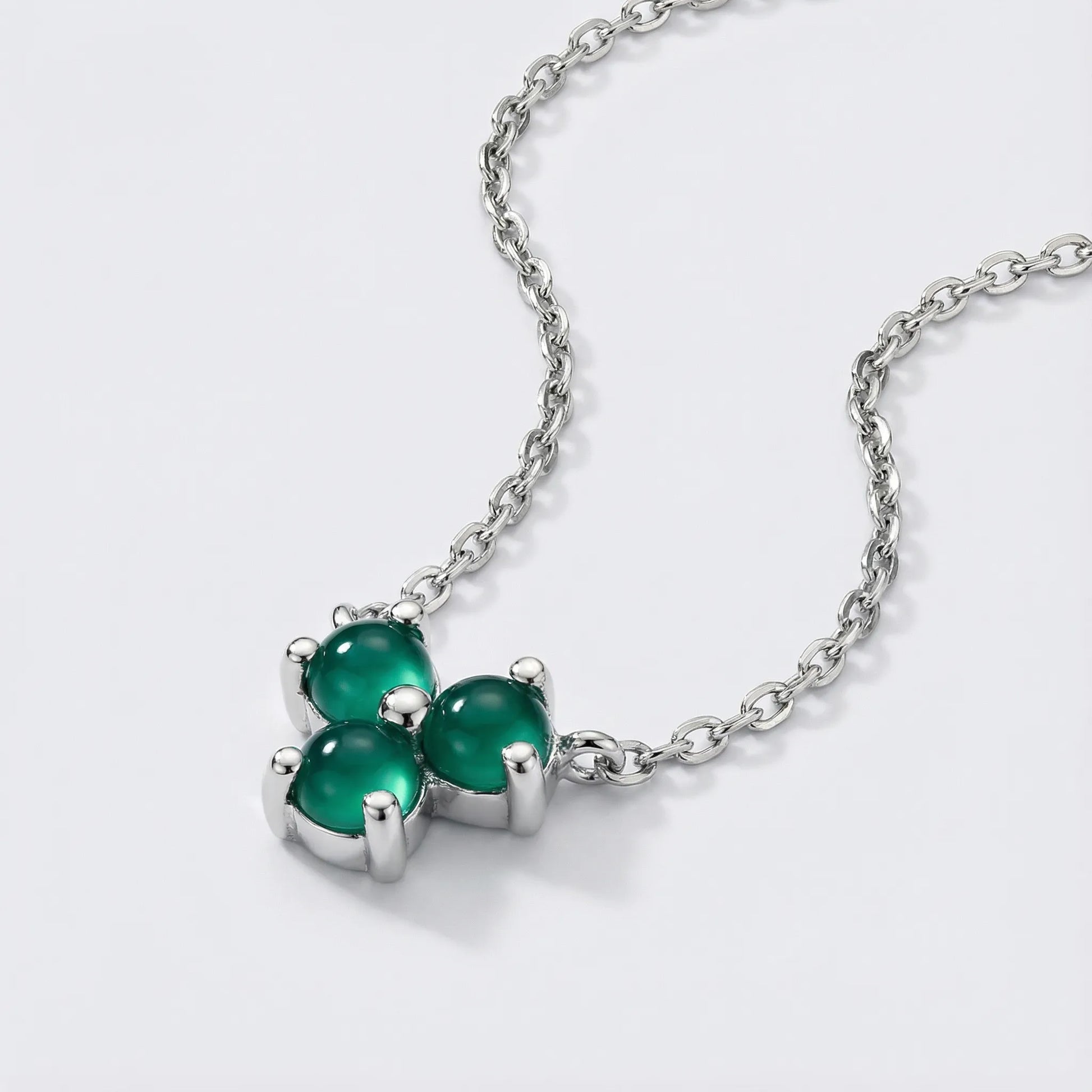 Collier onyx vert ronde 42 cm argent rhodié 925