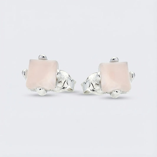 Clous d'oreilles quartz rose naturel carré en argent rhodié 925