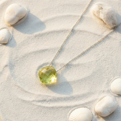 Collier quartz jaune coussin en argent rhodié 925 - zoom