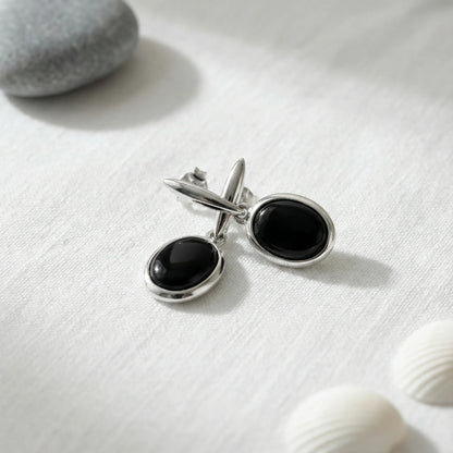 Boucles d'oreilles agate noire ovale en argent rhodié 925 - zoom