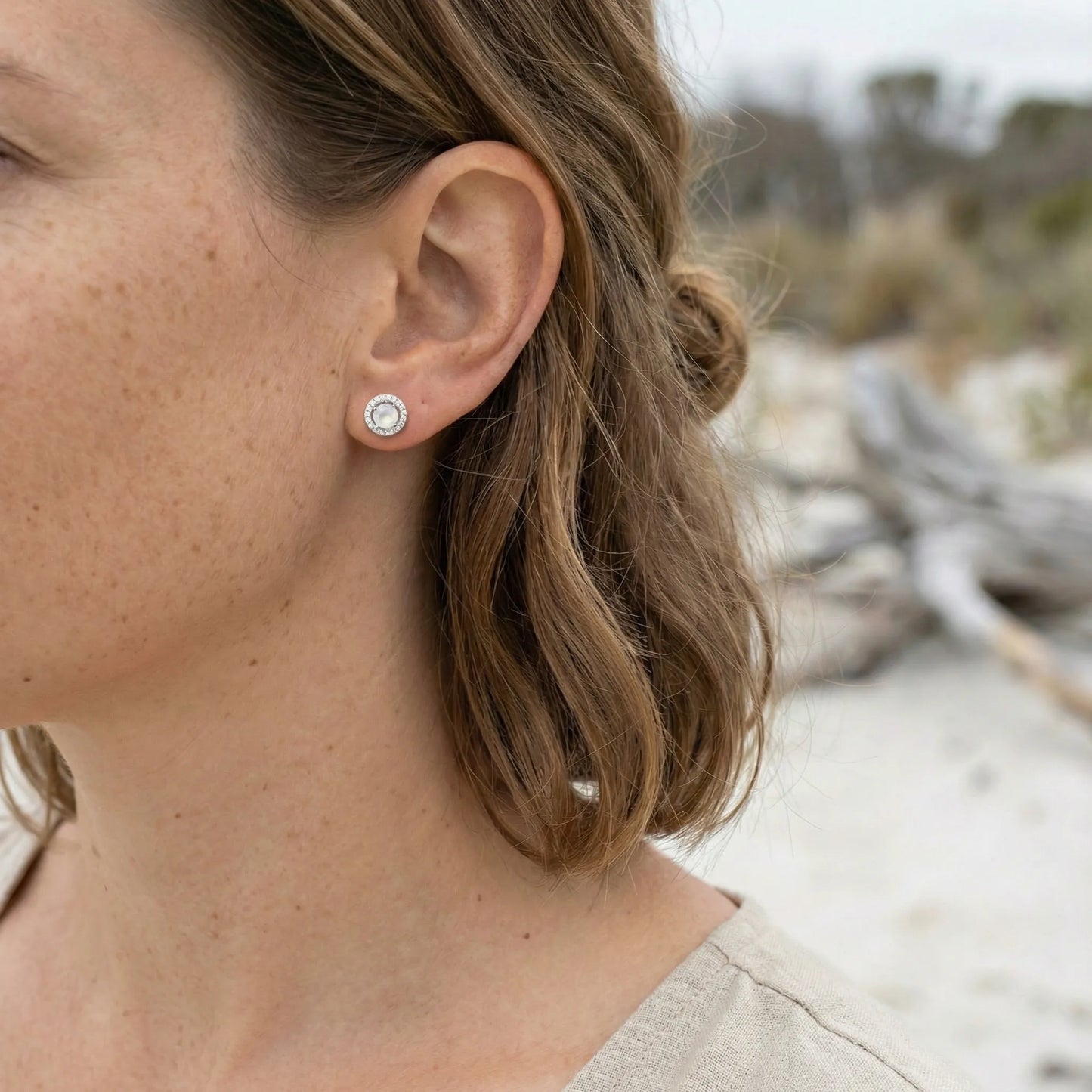 Boucles d'oreilles pierre de lune ronde argent rhodié 925 - vue detail