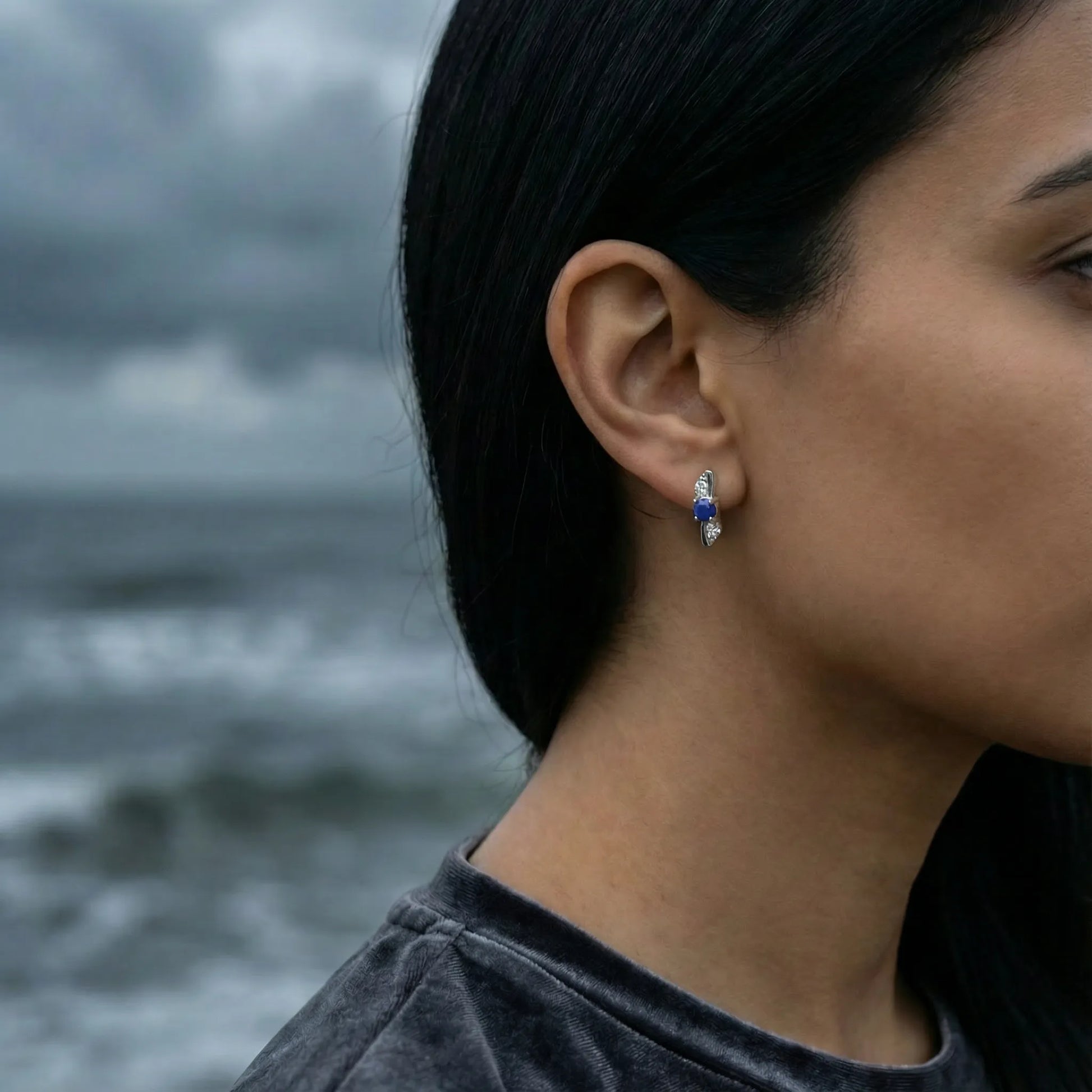 Puces lapis lazuli rondes en argent rhodié 925 - porte