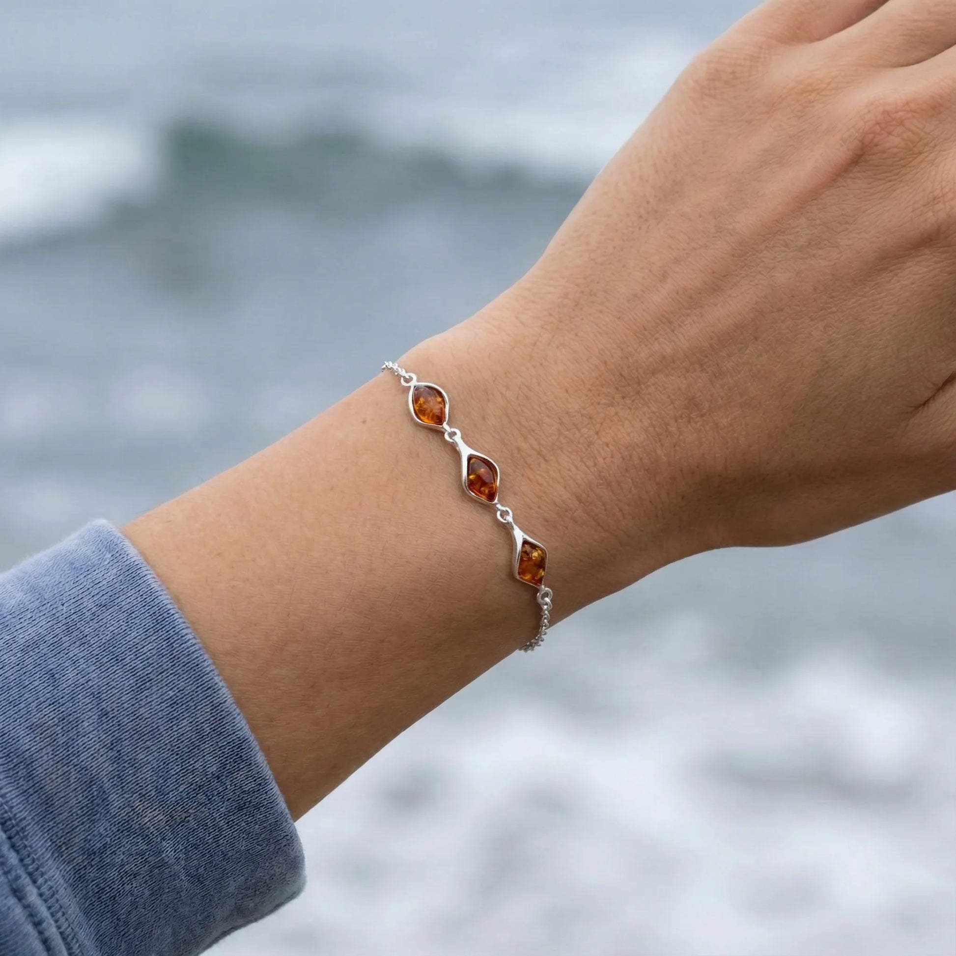 Bracelet ambre cognac goutte en argent rhodié 925 modèle - porte