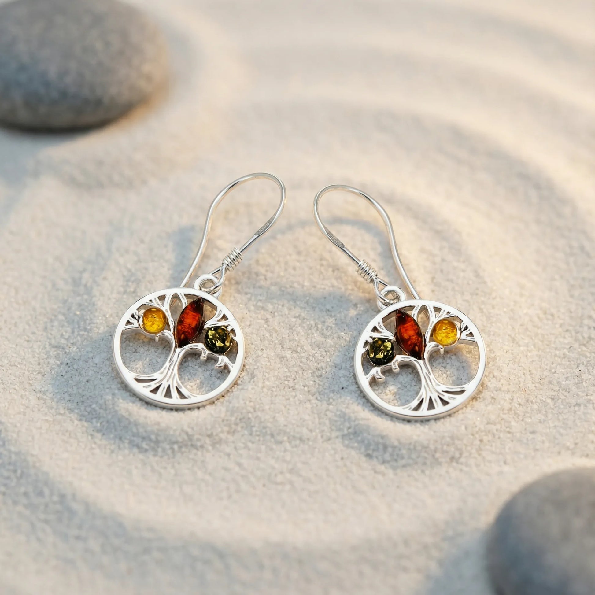 Boucles d'oreilles pendantes arbre de vie ambre navette - zoom