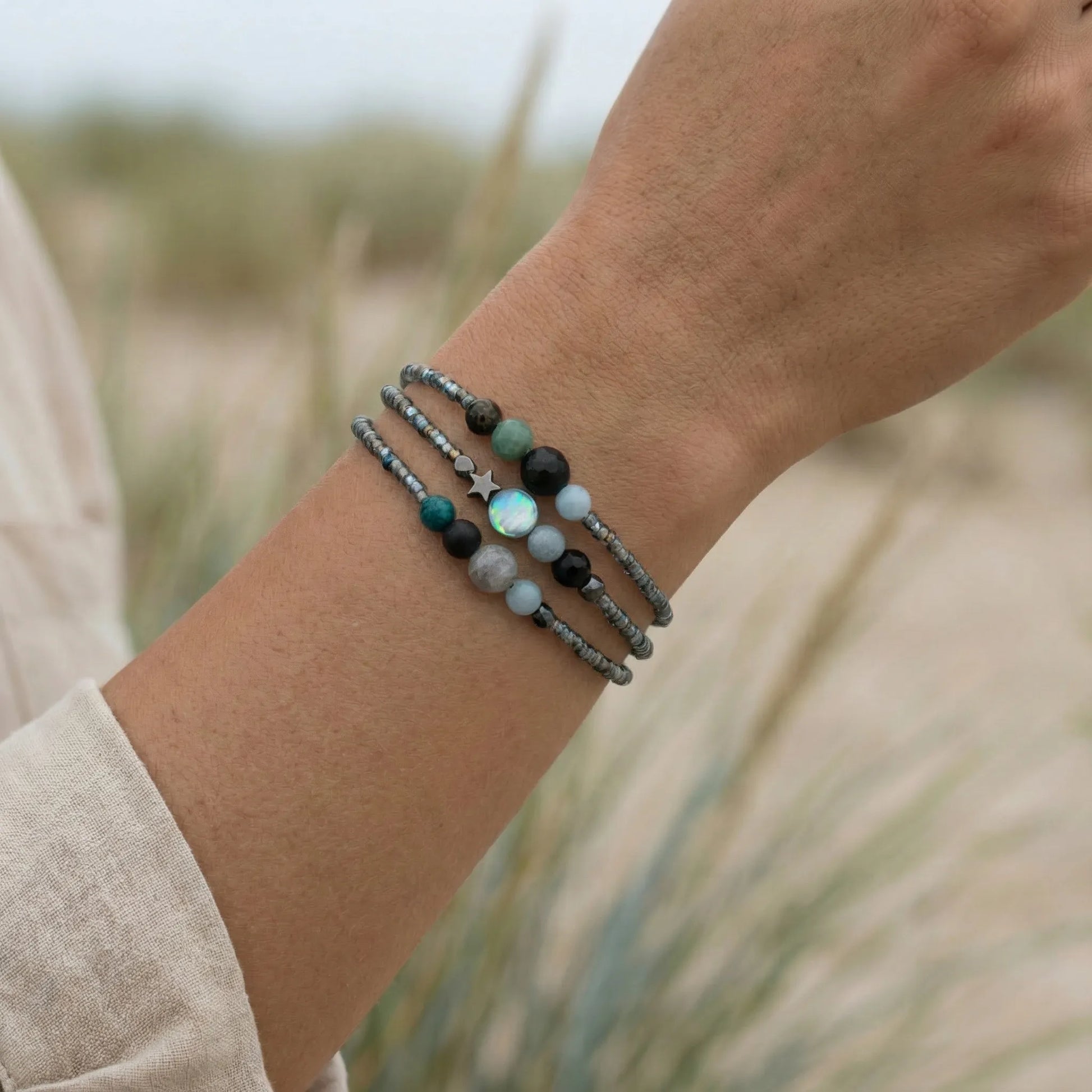 CANBERRA - Bracelet femme 3 rangs jade vert - vue detail