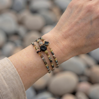 KATMANDOU - Bracelet femme 3 rangs onyx noir - porte